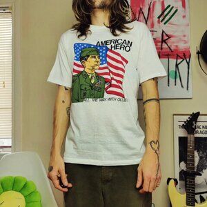 Vintage 80s 'All the way with Ollie' American flag white single stich t-shirt XL